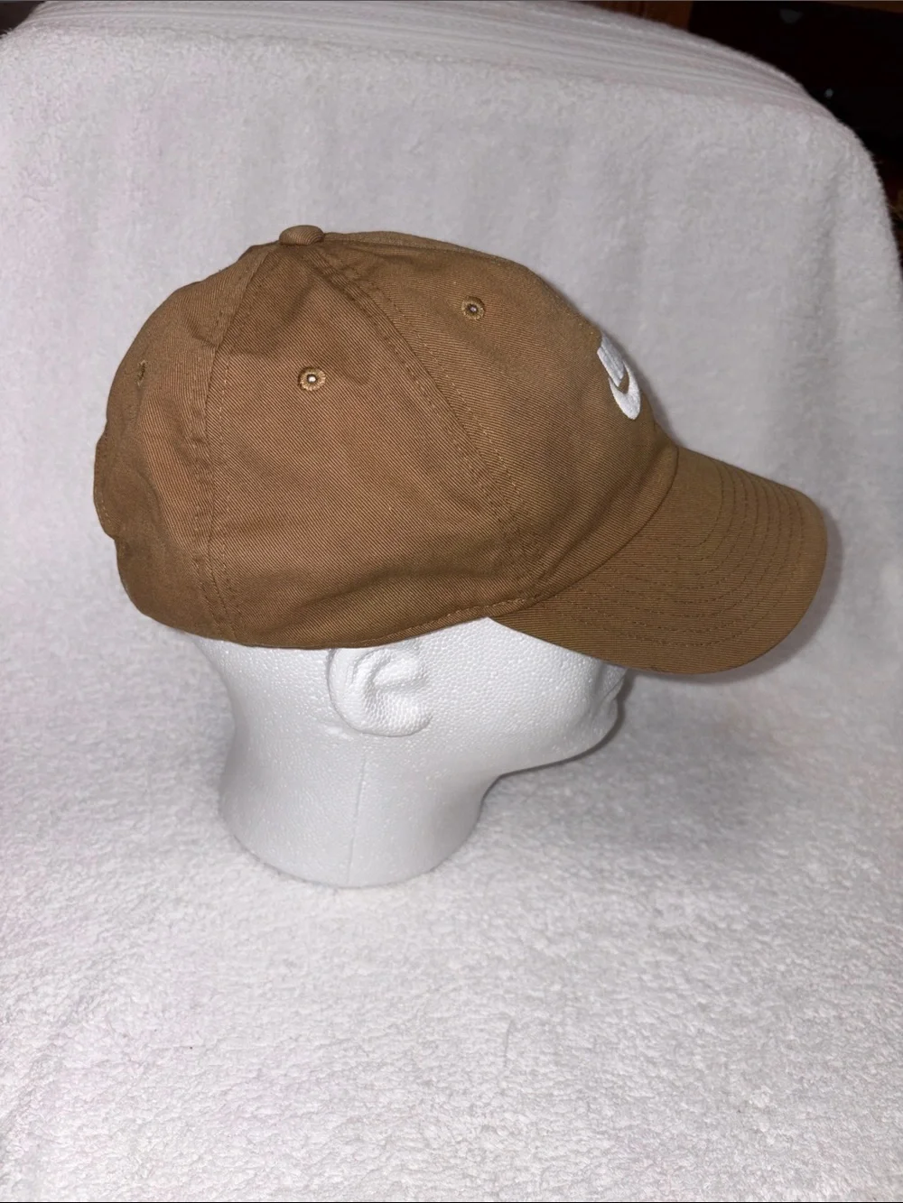 Nike structured future gold Brown Baseball Cap with White Swoosh os